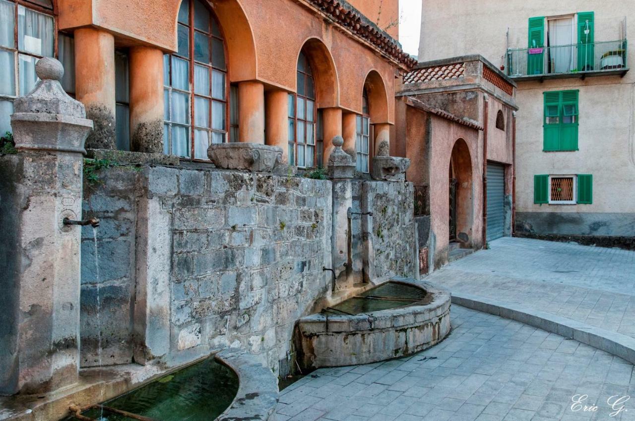 Chambres D'Hotes Les Iris Sospel Exterior foto
